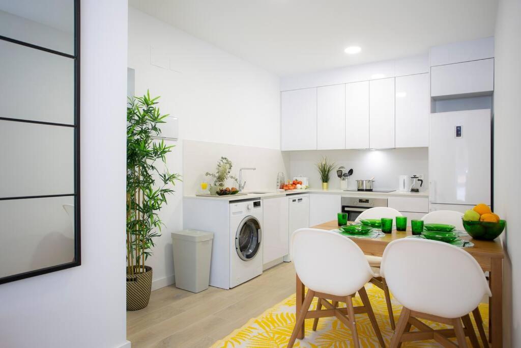 Elegante Apartamento Cerca De La Playa Leilighet Valencia Eksteriør bilde